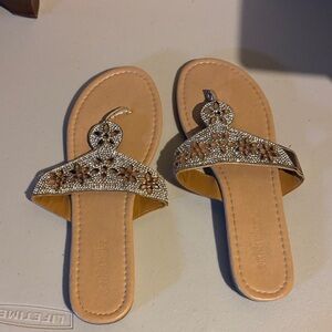 Source Unknown Tan Sandals with Silver Accents